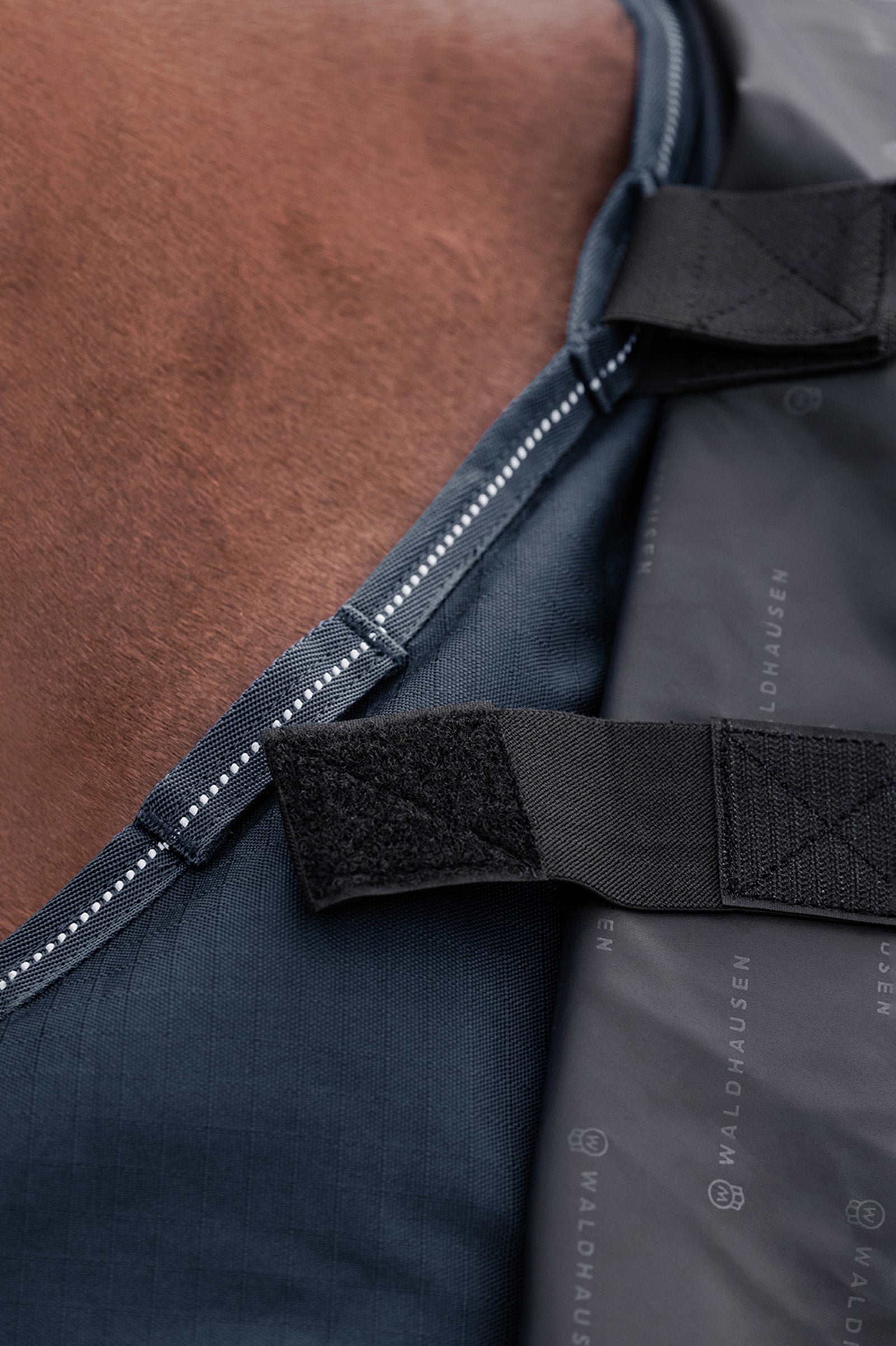 Waldhausen 600D Outdoor Neck Rug, 200 g Horse Rugs