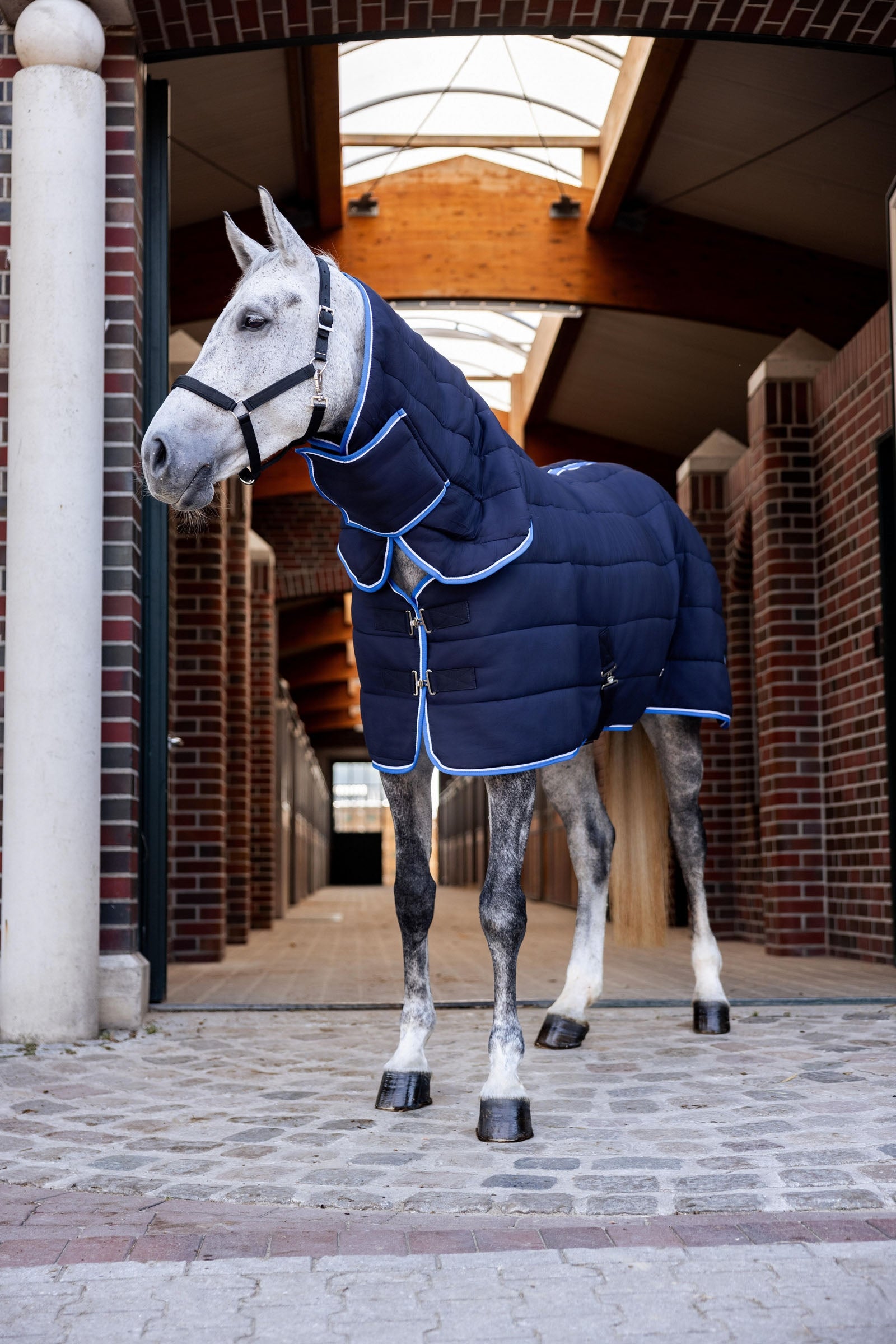 Horze Glasgow Stable Rug / Under Rug Full Neck, 250g Horse Rugs
