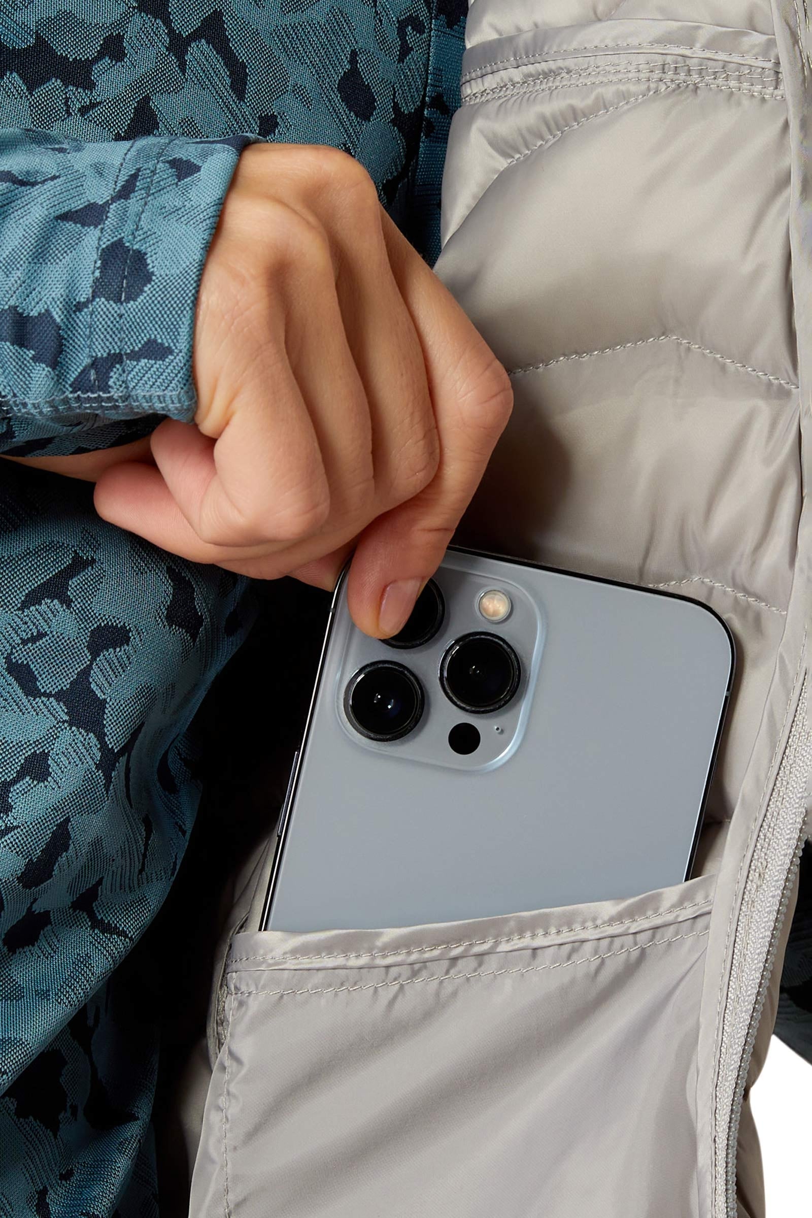 Ariat Ideal Down Women´s Vest Women’s Riding Clothing