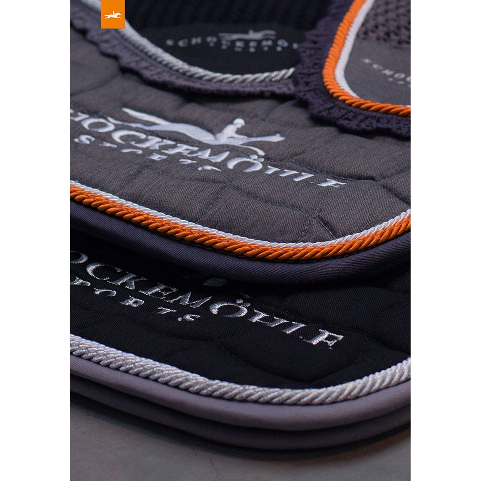 Schockemöhle Sports Dynamite DL, Dressuurzadeldek met logo Zadeldekjes