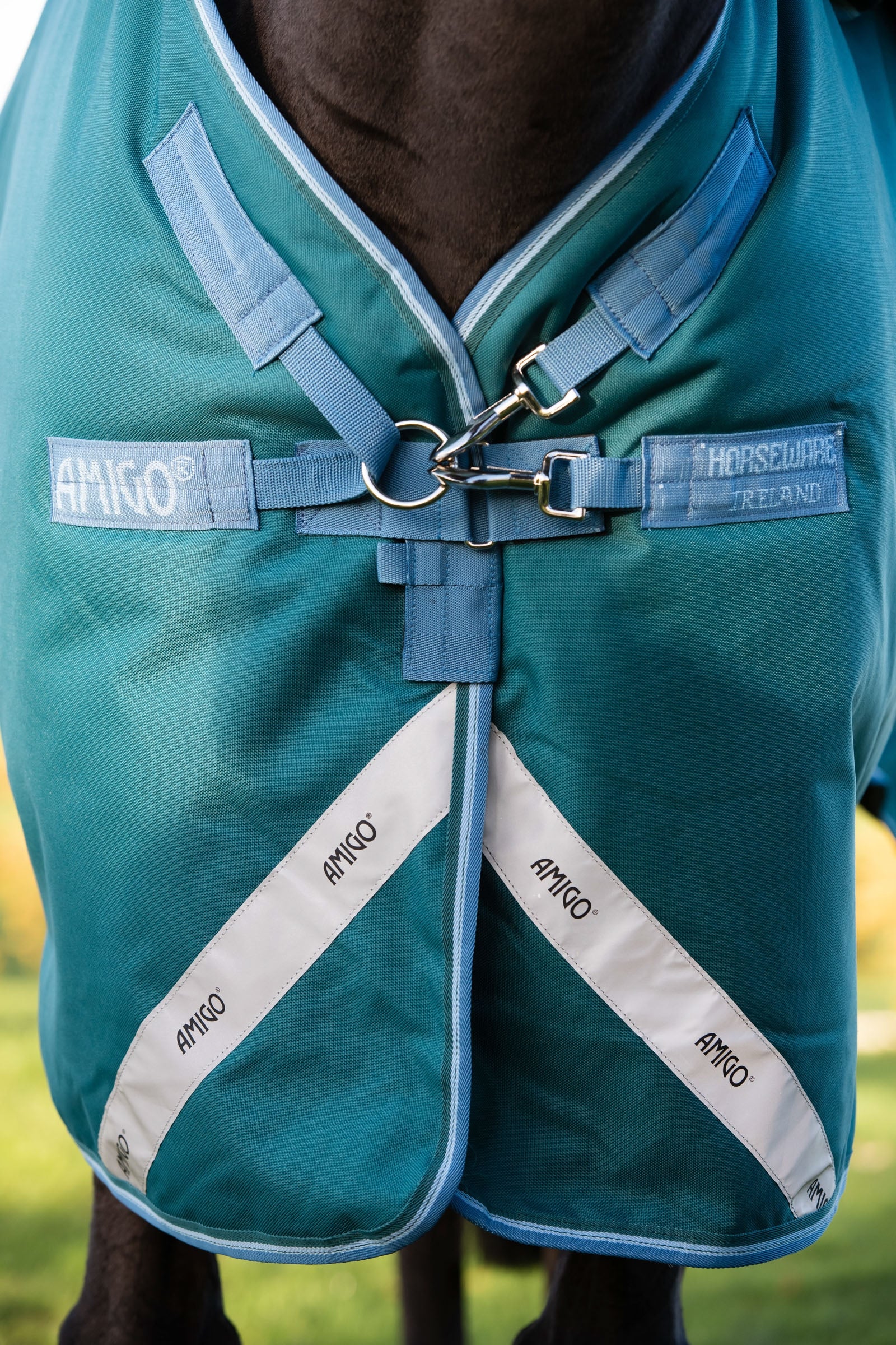 Horseware Amigo Bravo 12 Plus Turnout Rug With Detachable Neck, 400g Horse Rugs