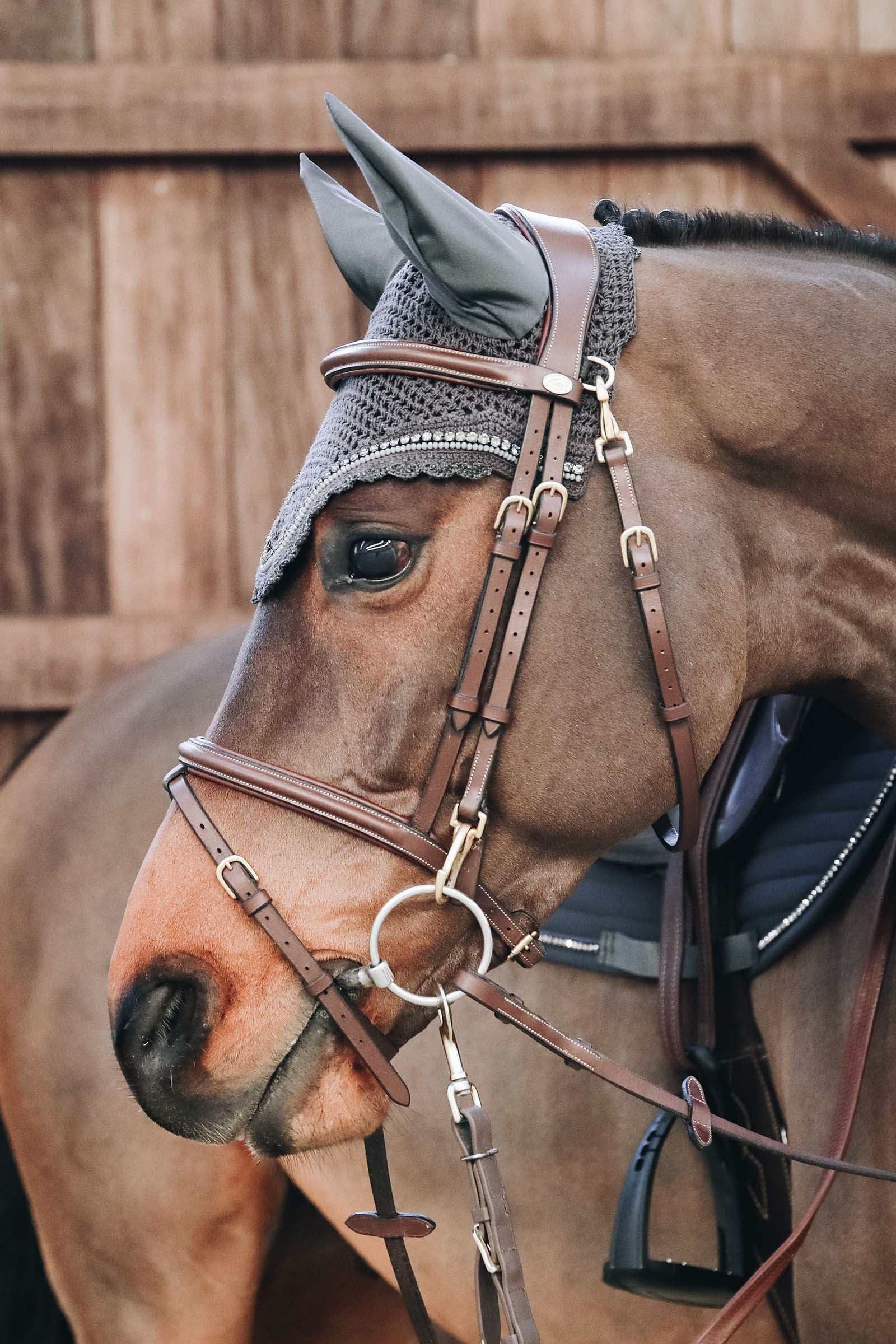 Kentucky Horsewear Fly Veil Long Stone & Pearl Saddle Pads