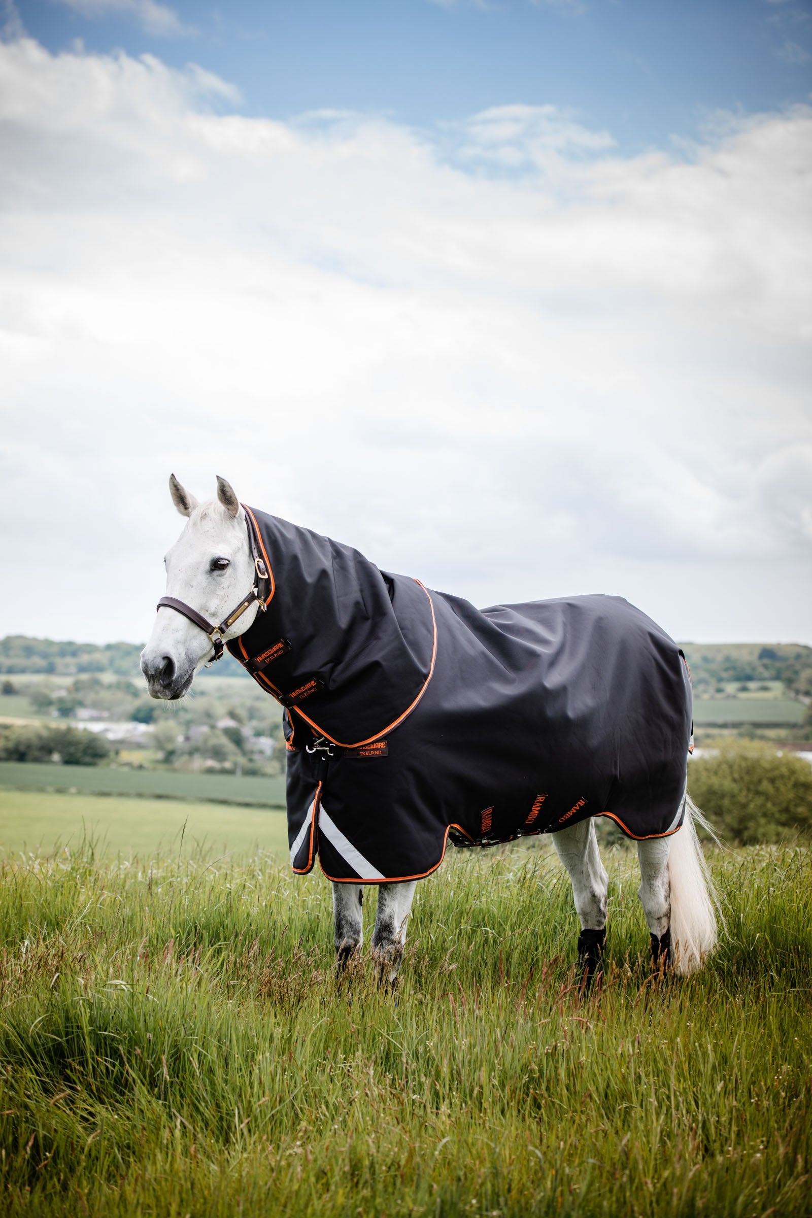 Horseware New Rambo Supreme Regendeken Incl. afneembare hals, 200 grams Paardendekens