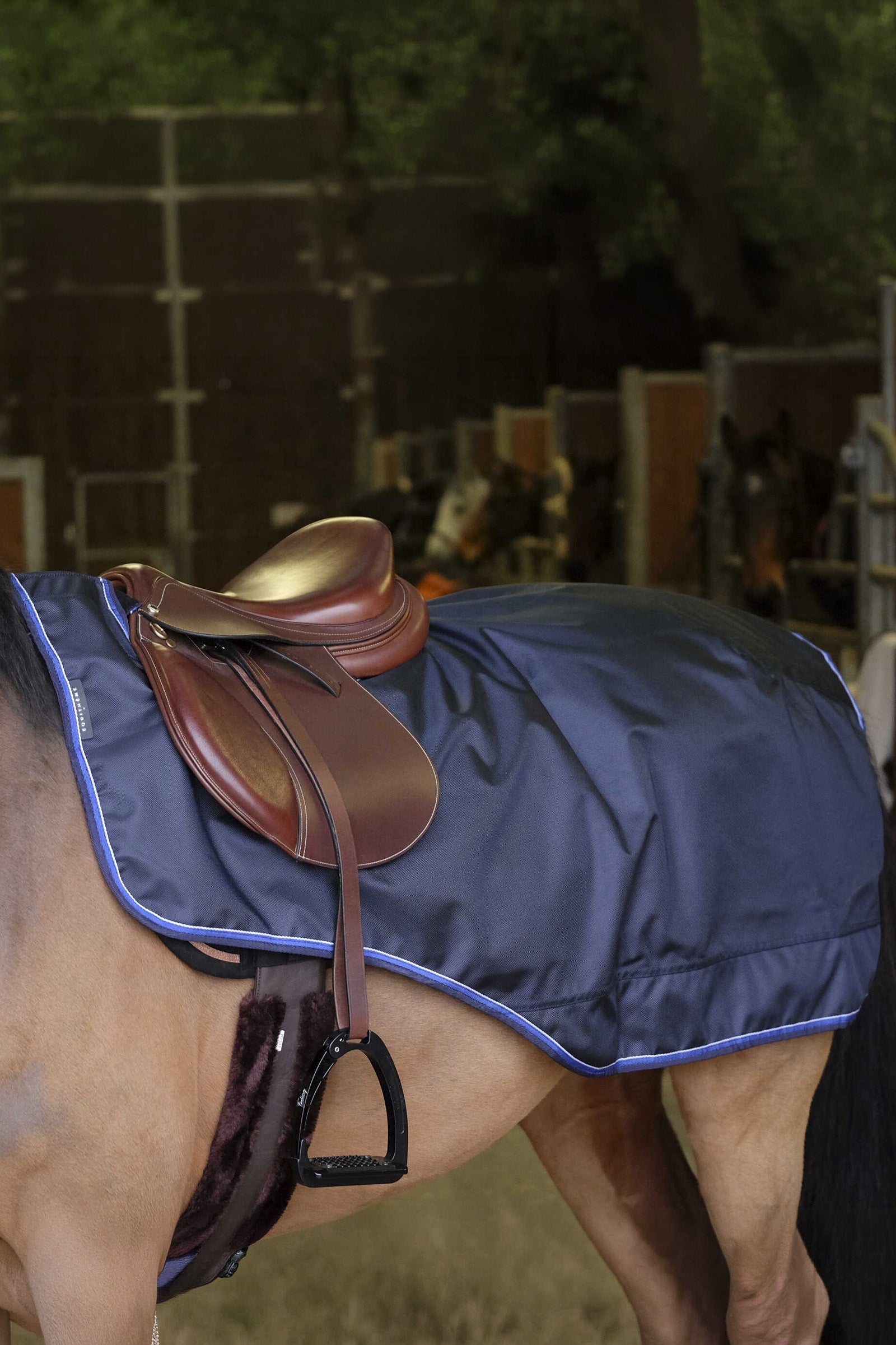 EQUITHÈME TYREX 1680D uitrijdeken met Coolmax voering Paardendekens