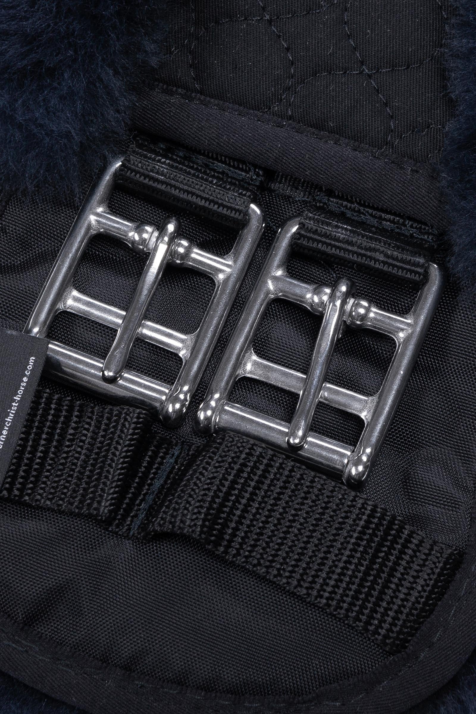 Pack shot 2