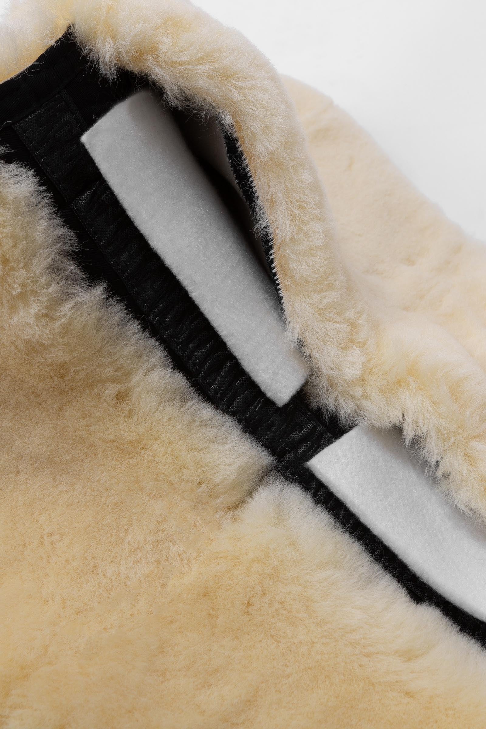 Christ Ultra Saddle Pad With Edging, 3 pockets Saddle Pads