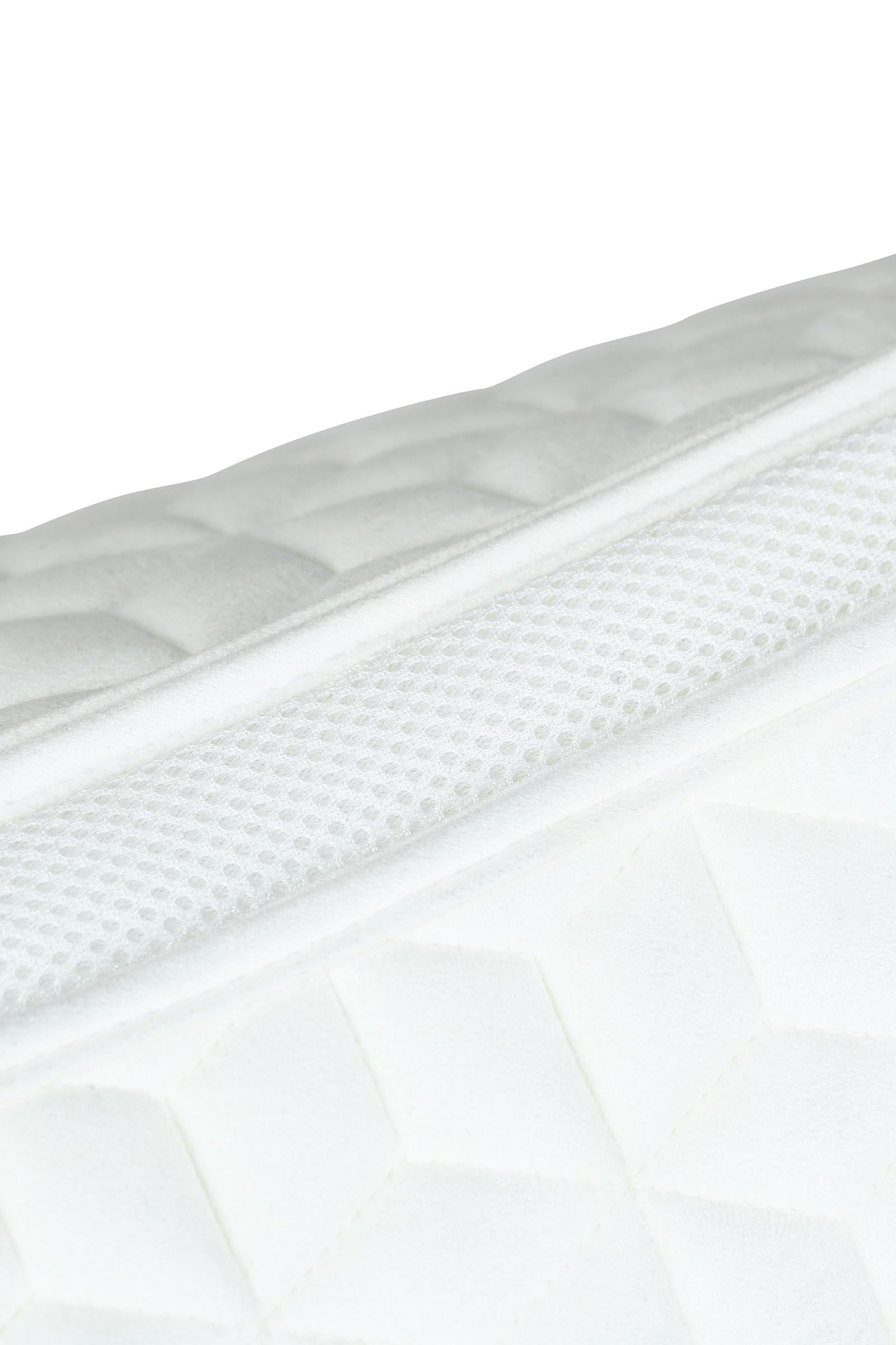 Pack shot 3