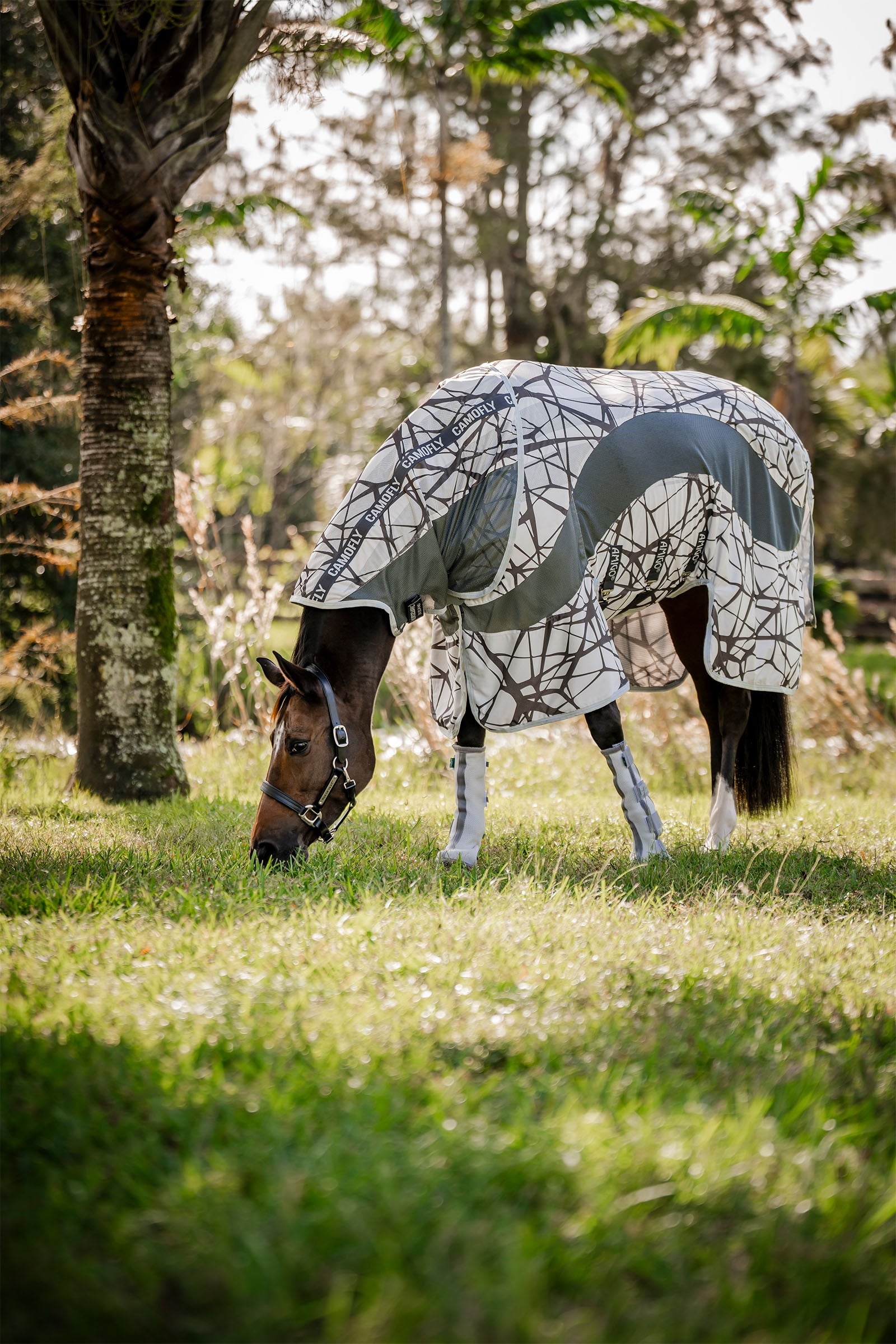Horseware Amigo CamoFly vliegendeken met afneembaar halsdeel Paardendekens