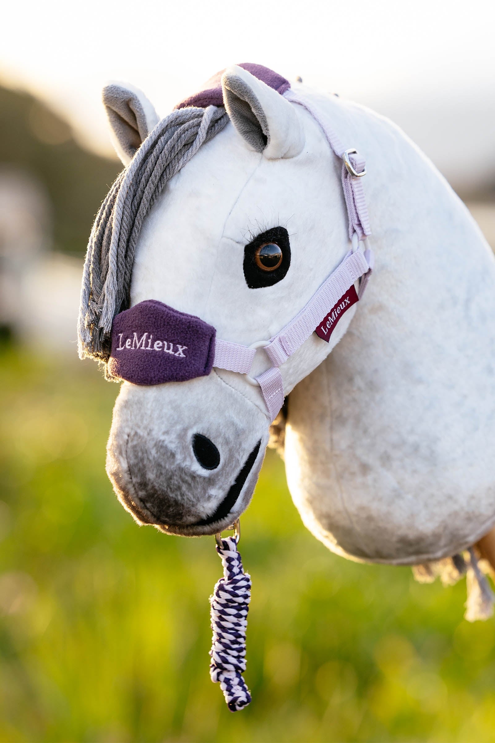 LeMieux Hobby Horse Vogue Headcollar & Leadrope Toys