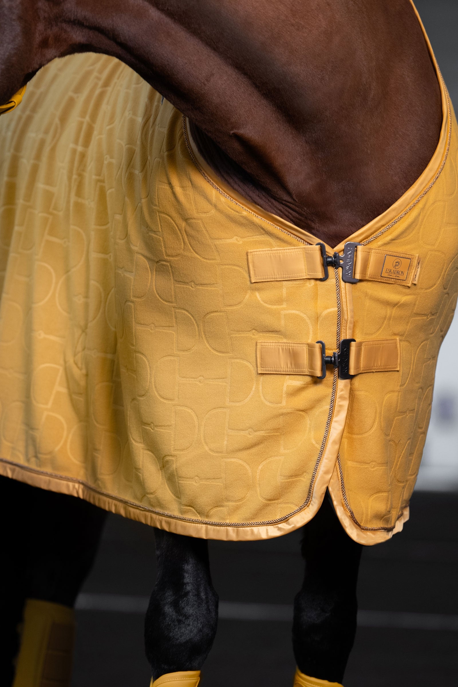 Eskadron Platinum 25 Fleece Stamp Bit Sweat Rug Horse Rugs