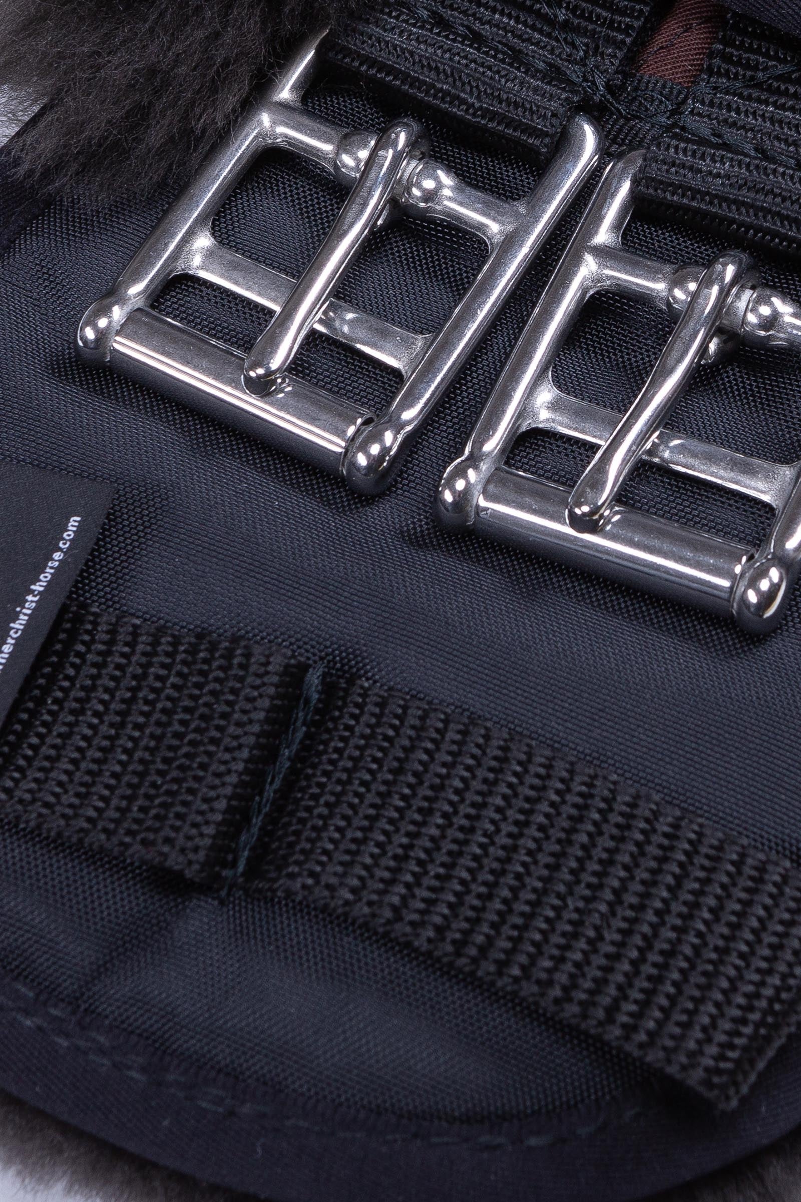 Pack shot 2