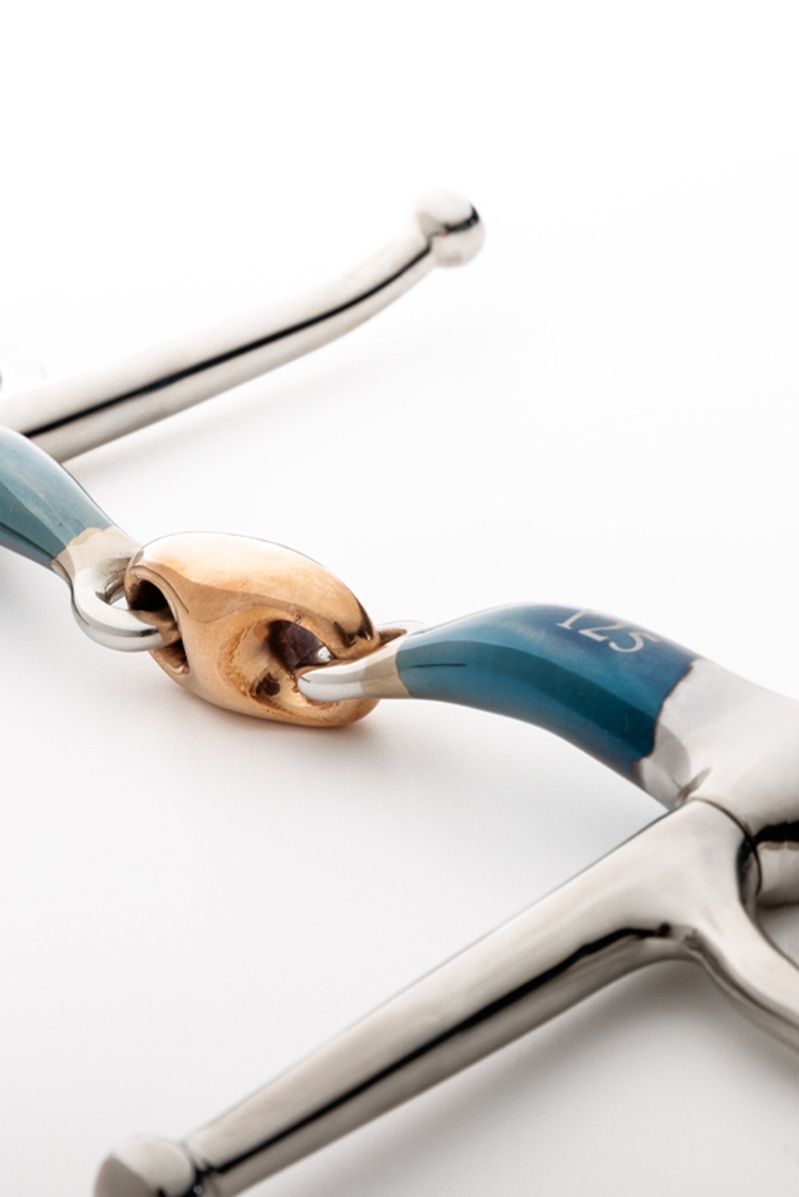 Kavalkade Ergonomic Full Cheek Bit Double Jointed, Lock Up, 14 mm Horse Bits