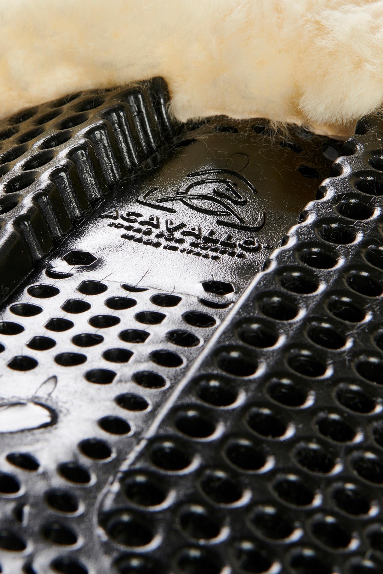 Acavallo Gel Non Slip Classic With Sheepskin Cut-Out Rear Riser Saddle Pads