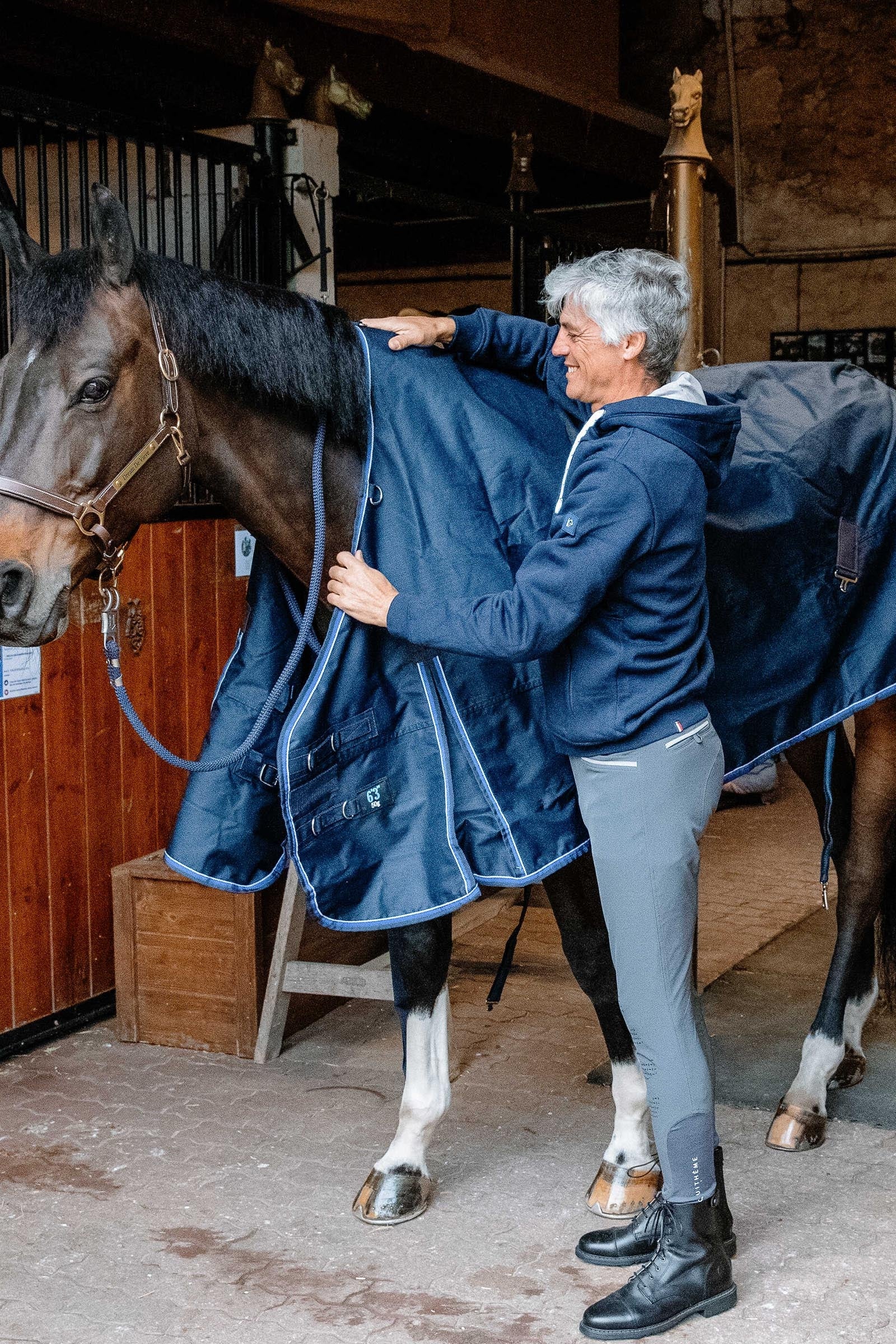 EQUITHÈME Classic 1200D Turnout Rug, 0 g Horse Rugs