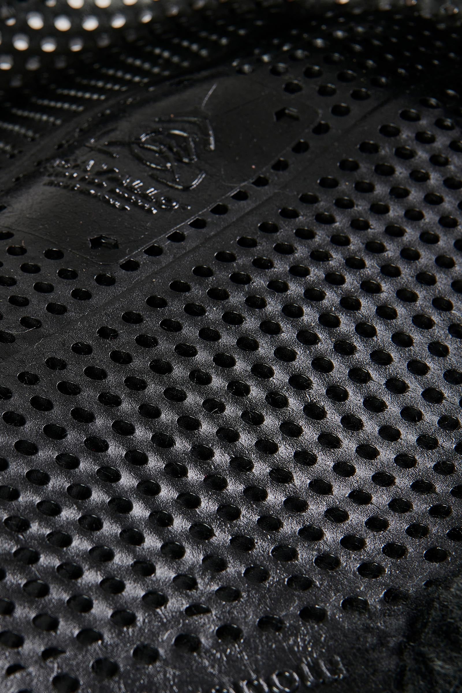 Acavallo Gel Non Slip Classic With Faux Sheepskin Cut-Out Flat Saddle Pads