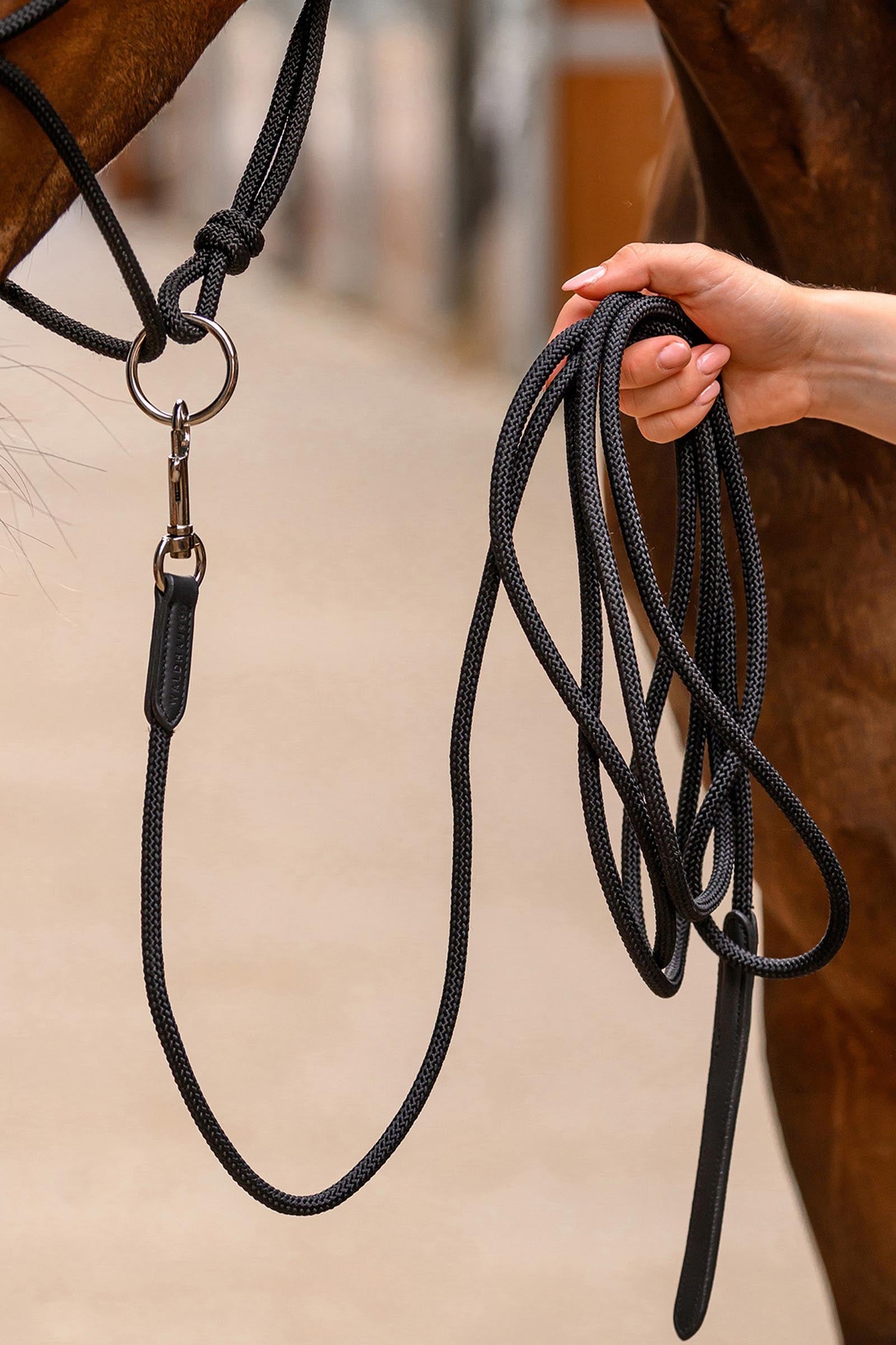 Waldhausen Knotted Halter With Movable Ring Halters & Leads