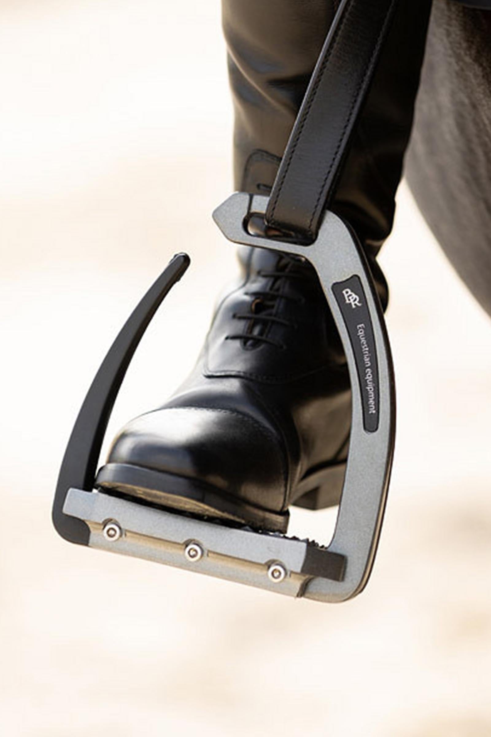 BR Lavello Safety Stirrup Saddles, Girths & Stirrups