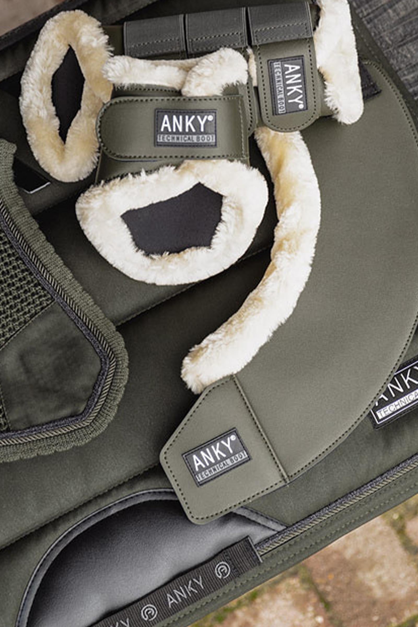 Anky ANKY Bell Boots With Neoprene Lining & Faux Fur Leg Protection & Hoof Protection for Horses