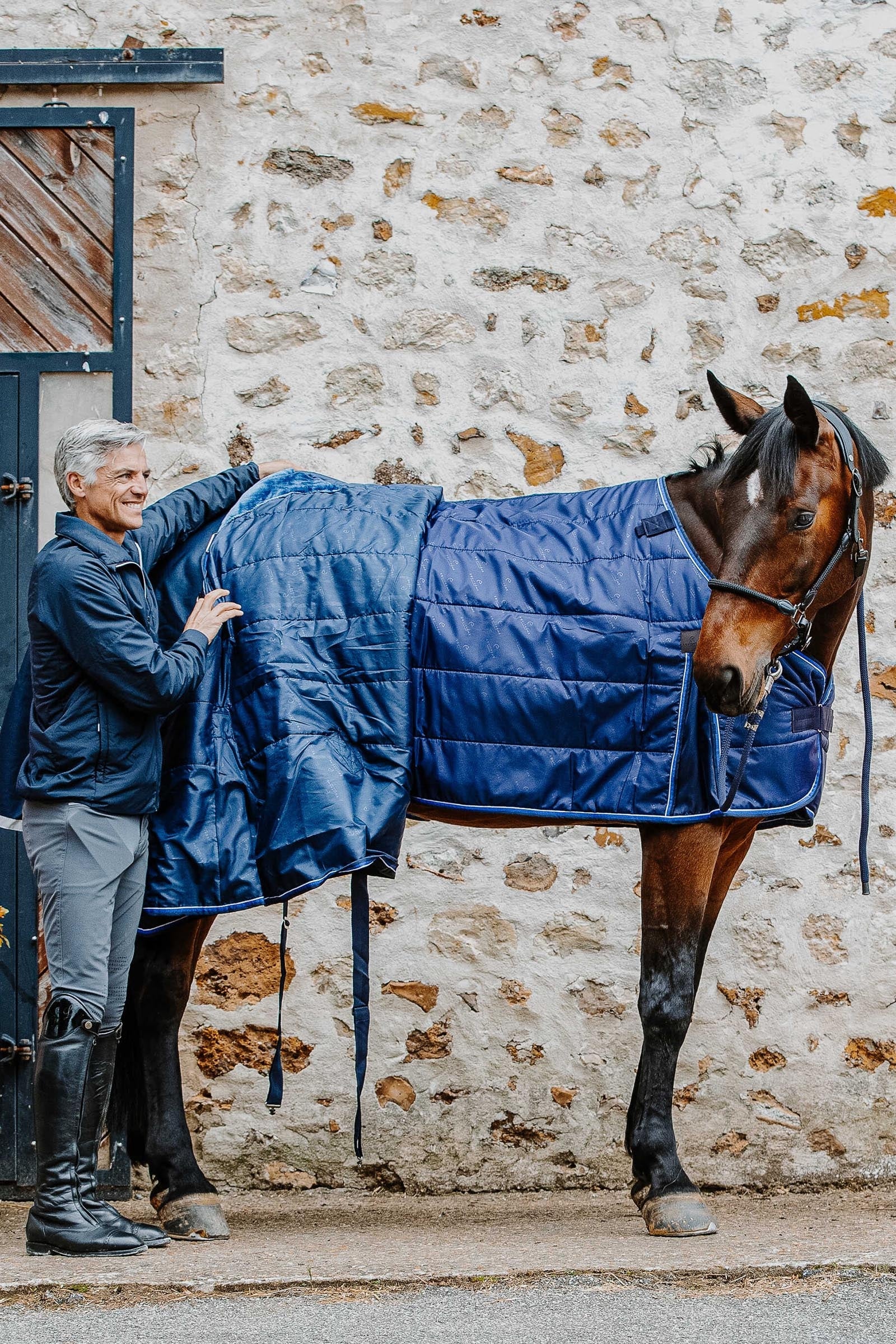 Equi Theme EQUITHÈME Classic 1200D Turnout Rug, 200 g Horse Rugs