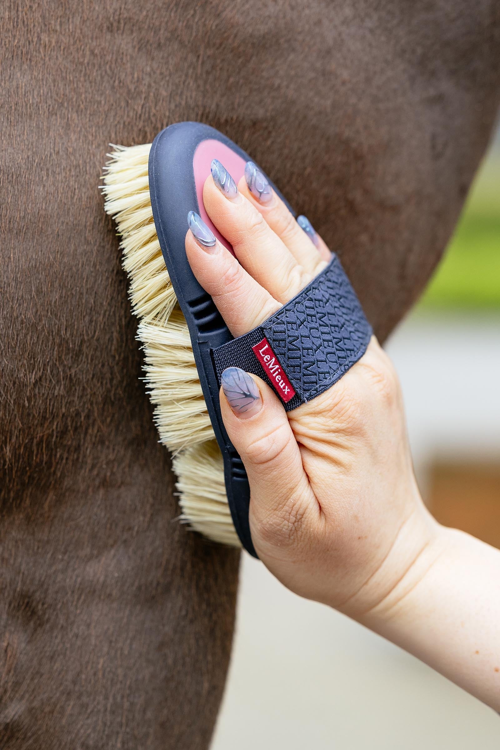 LeMieux Flexi Scrubbing Brush Horse Grooming Tools