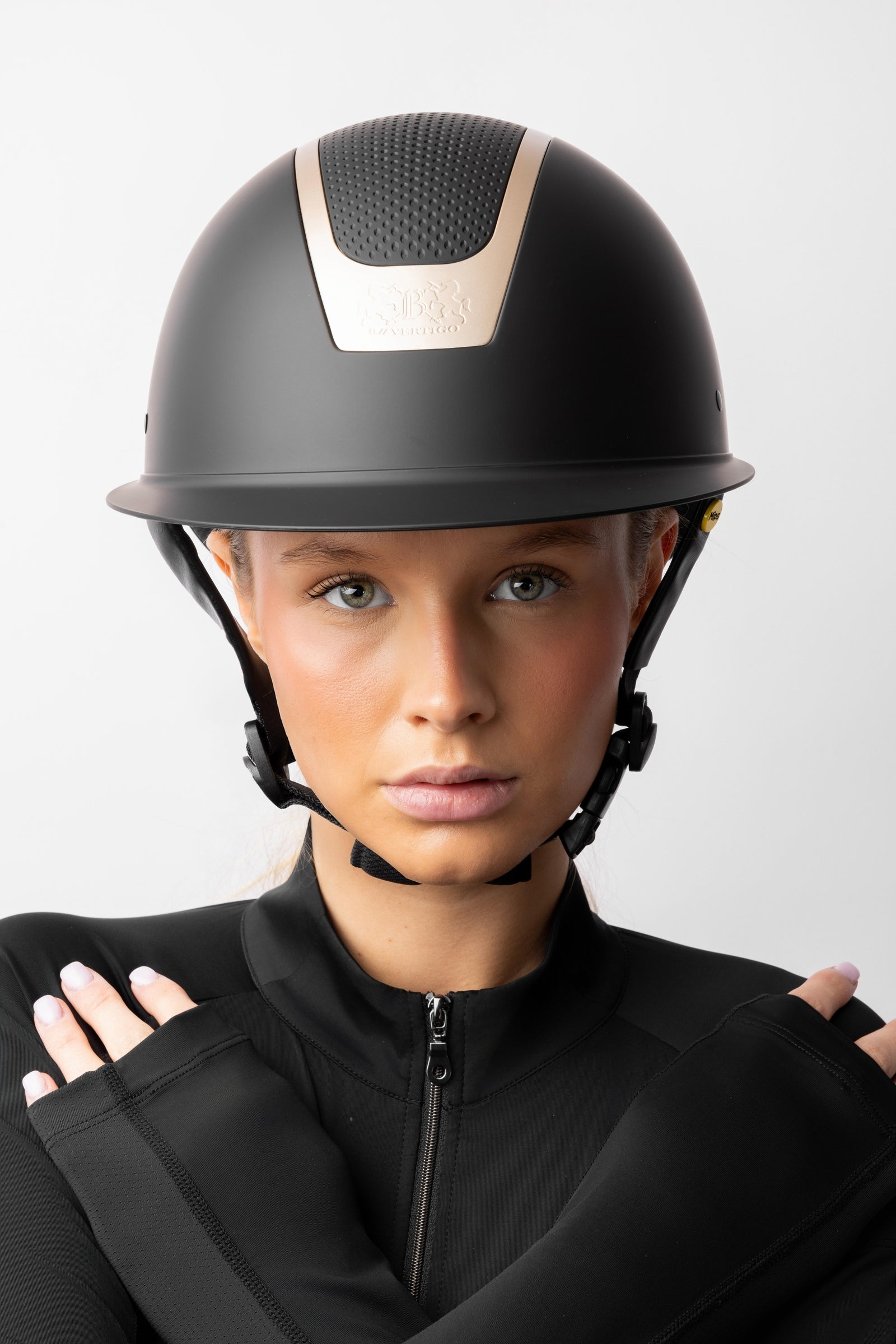 B Vertigo Majoris MIPS Technology II Riding Helmet Safety Equipment