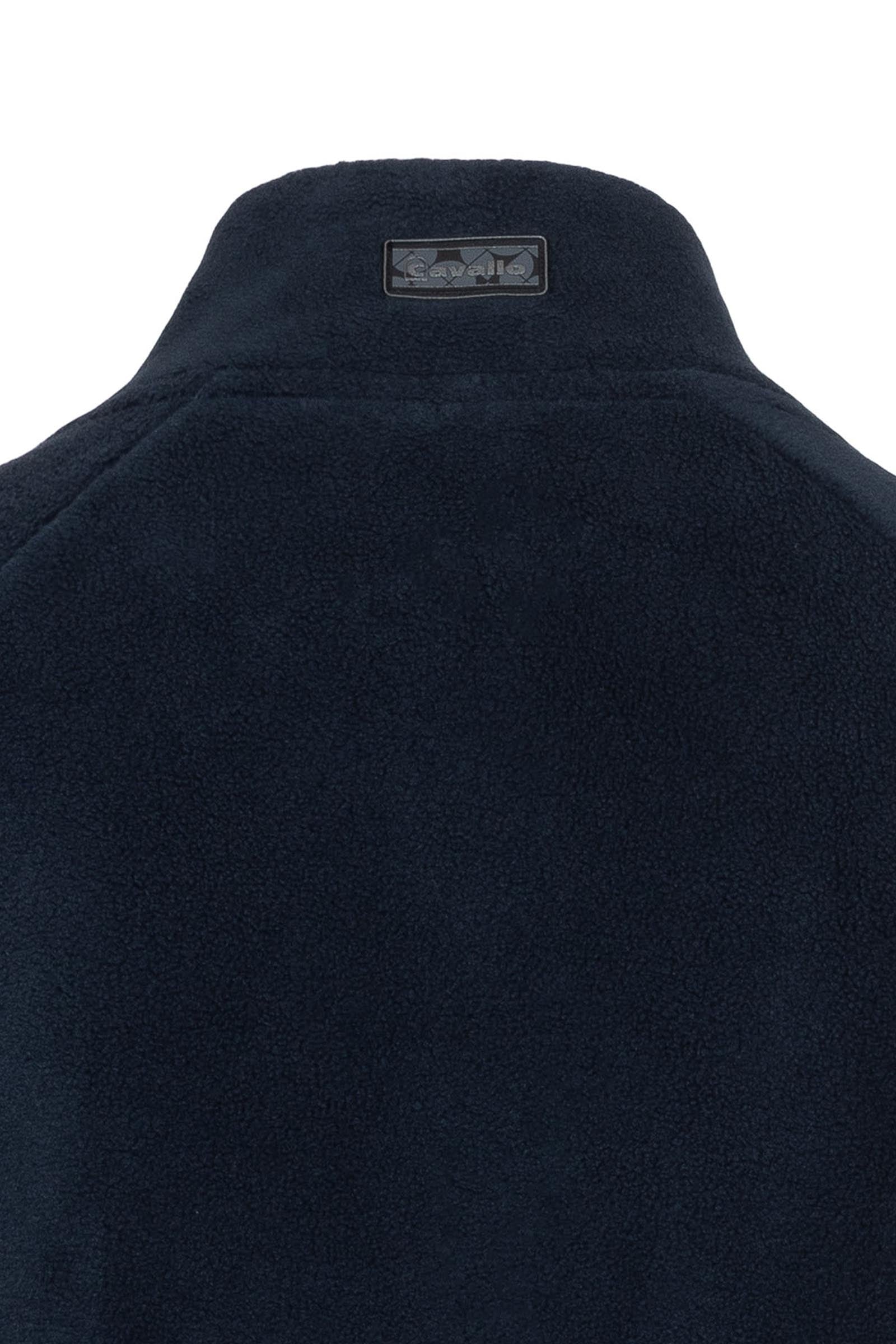 Pack shot 4