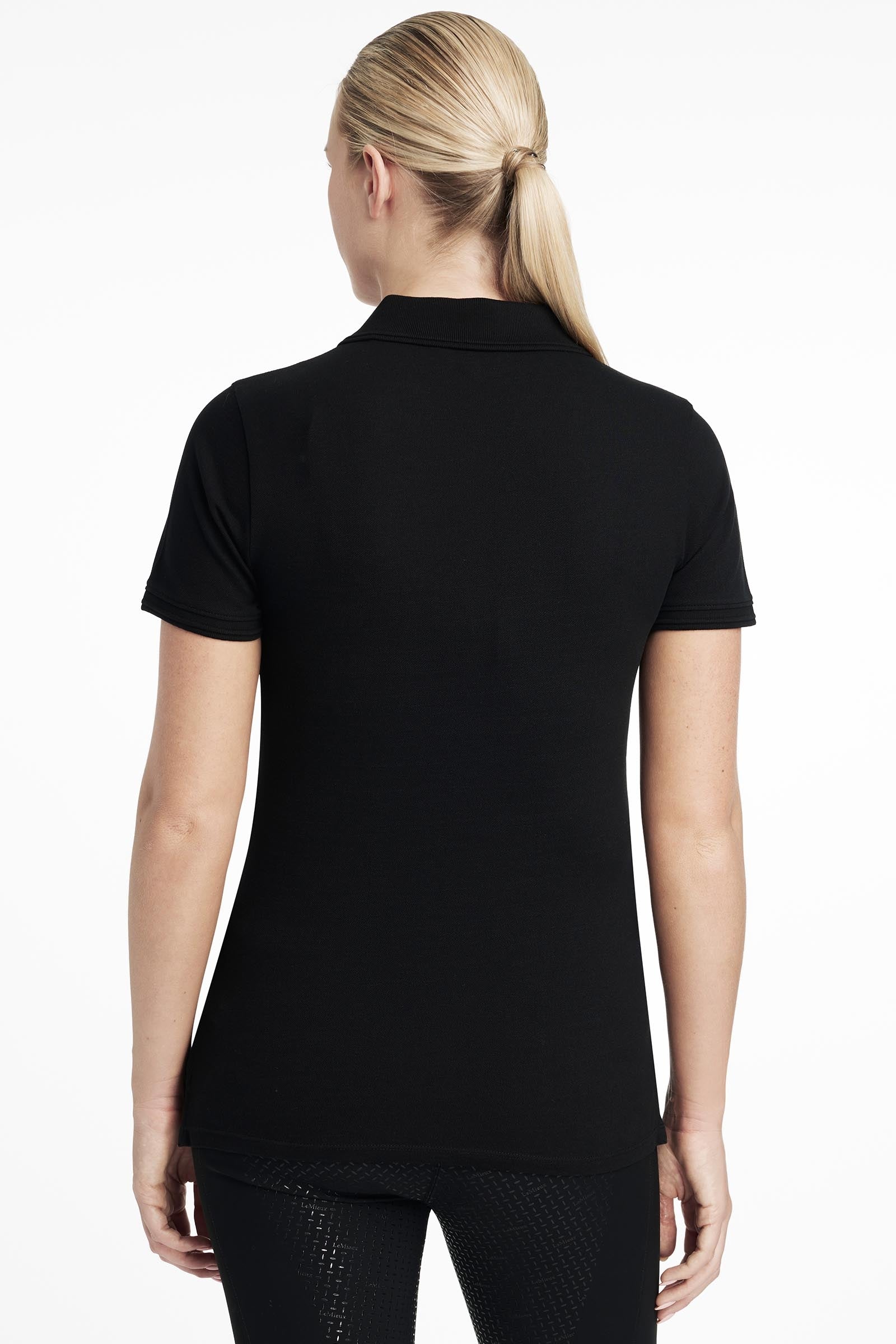 Model shot 2